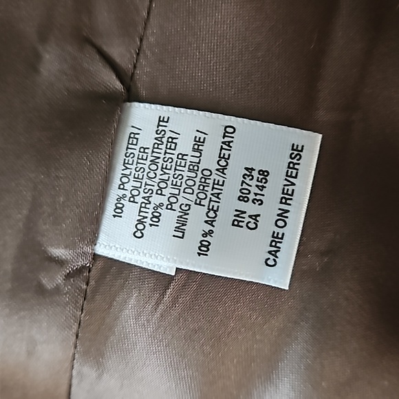 Strapless formal dress. - Picture 8 of 9